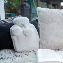 La Chaise Longue BOUILLOTTE POMPONS FAUSSE FOURRURE Online