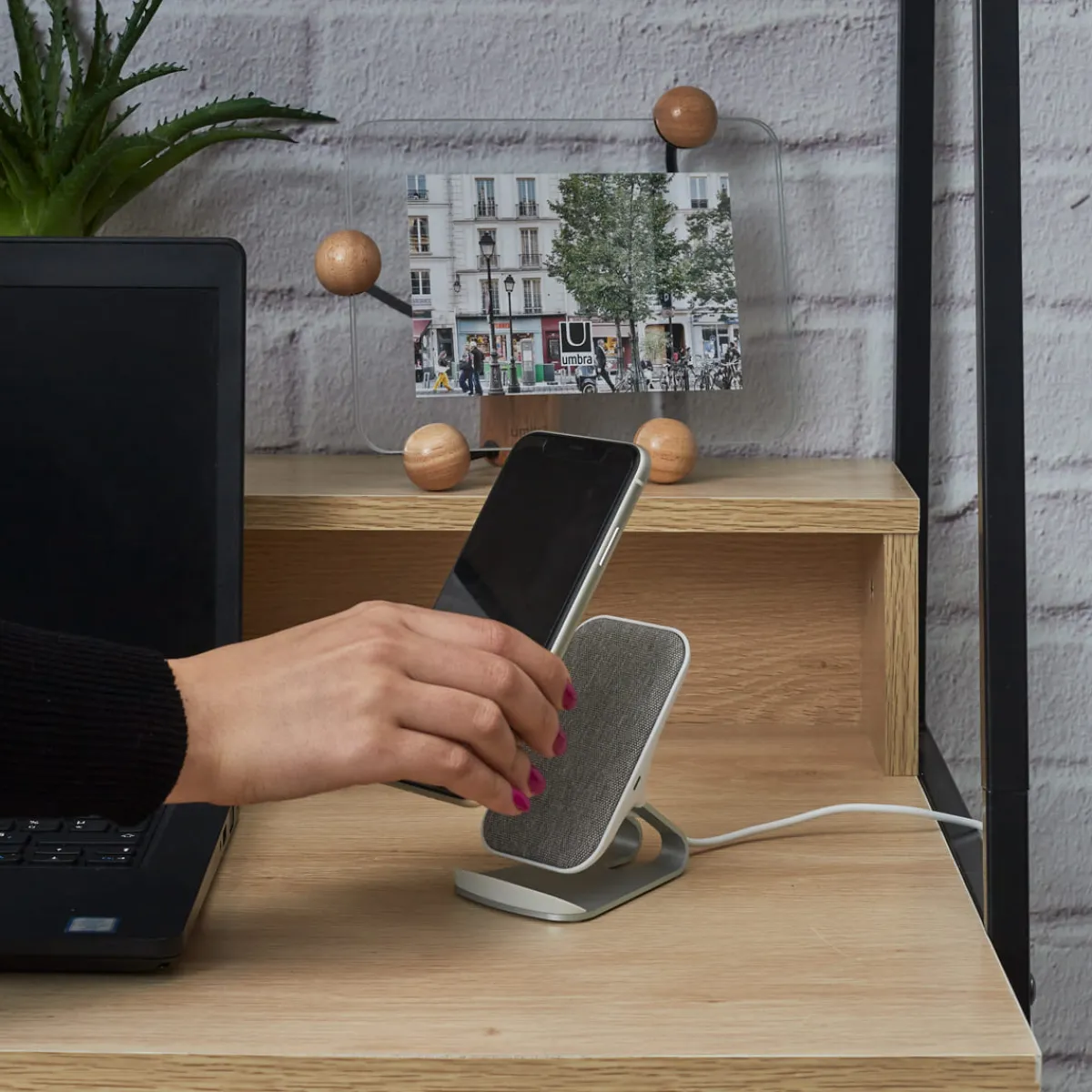 La Chaise Longue CHARGEUR A INDUCTION DE BUREAU Flash Sale