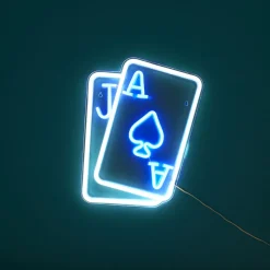 La Chaise Longue LAMPE EFFET NEON CARTES A JOUER Hot